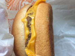 -麦当劳(展览路店)