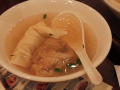 面筋百页单档汤-鲜得来排骨年糕(云南南路店)