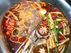 -湊湊火锅·茶憩(上海合生汇店)