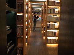 -思南书局(复兴中路店)
