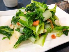 蒜爆毛白菜-乡村馕坑肉·烧烤·新疆菜·本地人更爱吃(阿勒泰首店)