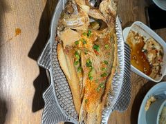 -蜜桃餐厅·伴山(湖滨商业街店)