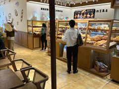 -小飞象面包公社(珠江路金鹰店)