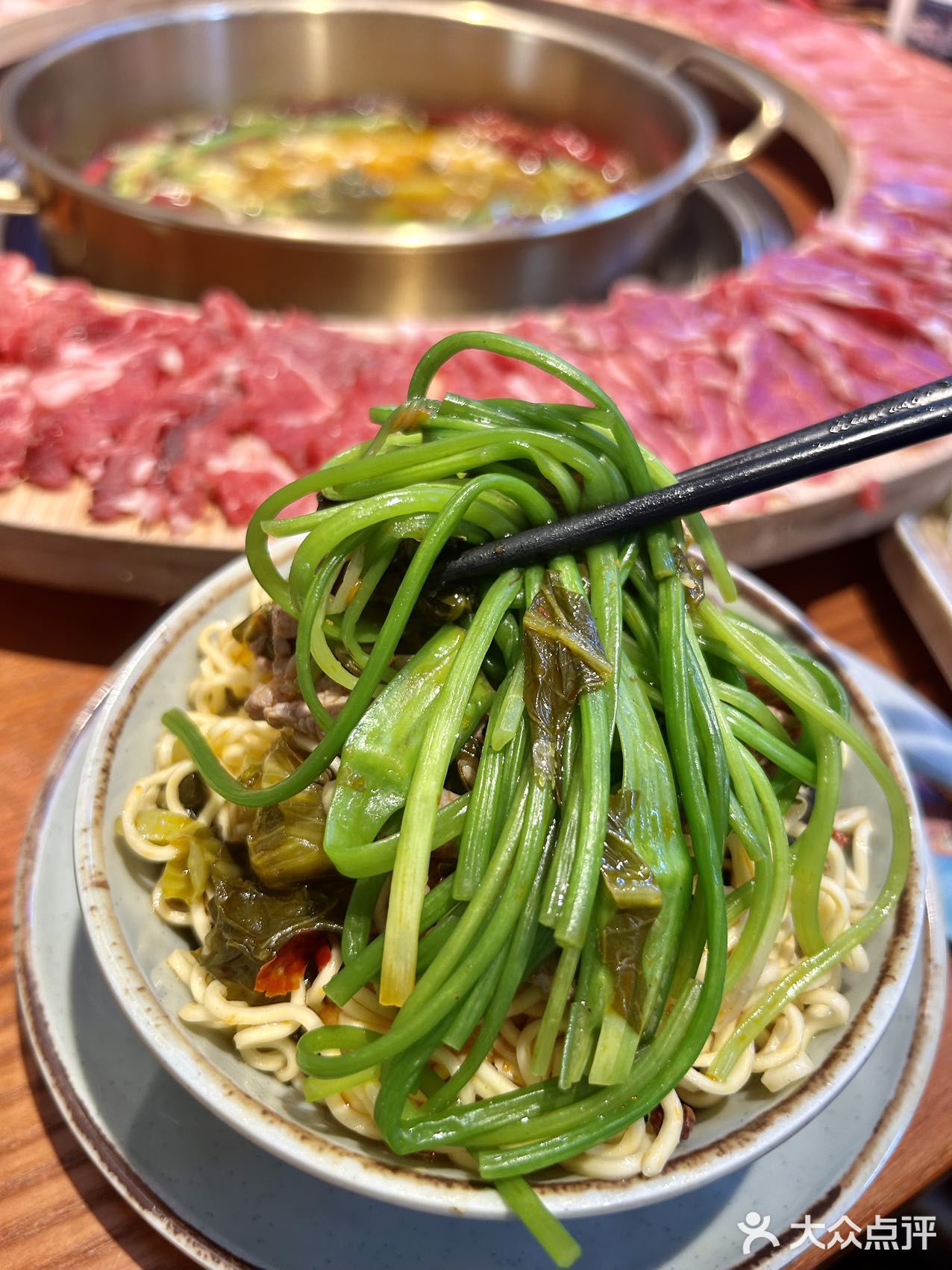 来丽江，不能错过这锅火锅的酸爽滋味
