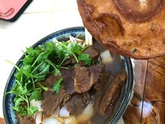 -牛师傅牛肉面(尚隆路店)