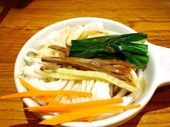 鸡丝凉米线-云海肴·汽锅鸡·云南菜(天津国金汇店)