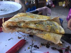 -正宗杂粮煎饼香软鸡蛋饼