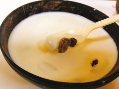 -志龙皇冠吃货椰子铺