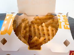 -麦当劳(东方时代广场分店)