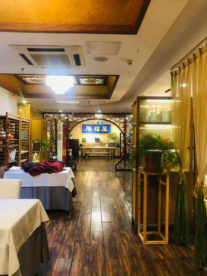 无意中在大众点评上搜到了这家素食餐厅,抱着试试看的心态团购了一个