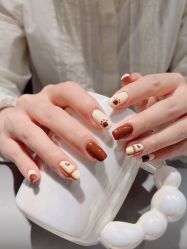 -丽心自助美甲美睫