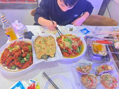 -海盗船. 龙虾烧烤. 酒馆