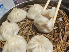 -老街烧烤大排档·地道湖北菜·龙虾馆(汉口火车站店)
