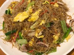 海鲜炒粉-温州一家人美食(西木头市店)