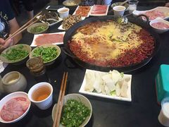 -锅首鲜品火锅(鸳鸯店)