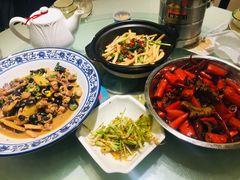 -湘潭九龙鱼头店(城南西路店)