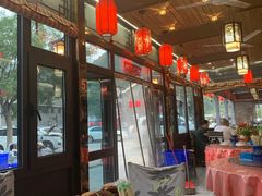 -明月食府(二区干二路店)