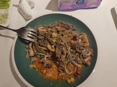 -贝勒爷·酥不腻烤鸭