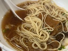 -老西白点心店