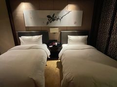 -成都保利公园皇冠假日酒店(熊猫基地店)