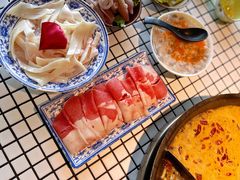 鲜猪脑花-董眼镜火锅(洪崖洞总店)