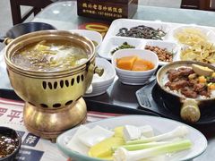 -罗平振兴老店砂锅饭(文笔路店)