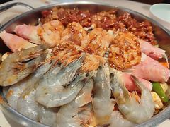 -黄记煌三汁焖锅(新佳丽江汉路店)