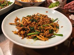 -六合居·明厨亮灶餐厅(成双大道店)