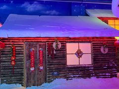 -雪山彩虹谷景区