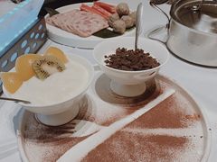 -红鼎豆捞·非遗鲍皇汤火锅(宝丰路店)