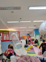 -孩子王童乐园(芜湖万达店)