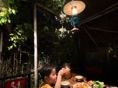 -Cuc Gach Quan Restaurant
