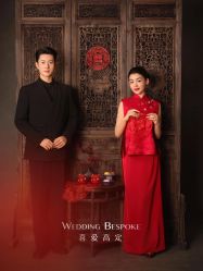 -喜爱高定婚纱摄影