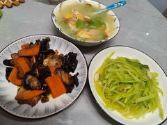 -汇慈安·高端自营月嫂(武汉月子尊享店)