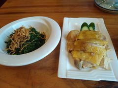 -侬佳蒸菜馆(听潮店)