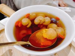 桂圆红枣汤-炖物24章·顺时轻养茶(杭州大厦店)