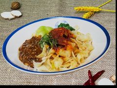 -傻根大肉面(三美店)