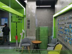 -齐岸健身(花园城店)