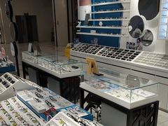 -宝岛眼镜·蔡司·依视路·青少儿近视防控验配中心(西市城购物中心店)
