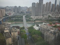 -全季酒店(重庆李子坝牛角沱地铁站店)