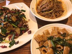 -呱呱叫民俗风味主题餐厅(沣峪口店)