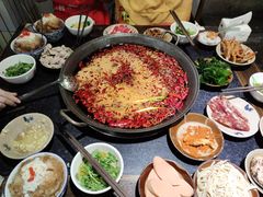 -蜀辣居鲜货老火锅(红牌楼店)