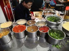 自助调料区-满江红串串香(七道堰街店)