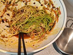 -有红鸡毛店·川菜(建设路店)