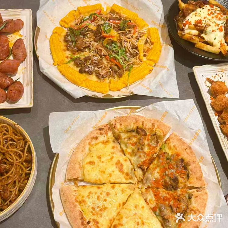 挖到披萨店隐藏菜单！配菜比饼还香