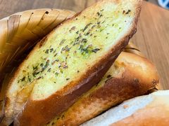 餐前面包Bread-Golden Lily河内巴黎法越料理餐厅(建国西路店)
