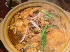 -沙胆彪炭炉牛杂煲(上海日月光广场店)