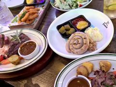 -Famous肥猫墨西哥音乐餐吧(五棵松华熙LIVE店)