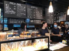 面包甜点陈列柜-麦田工坊(月湖店)