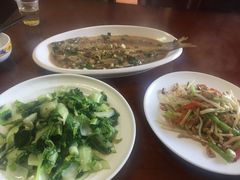 -漁耕小厨农家院(武当山店)